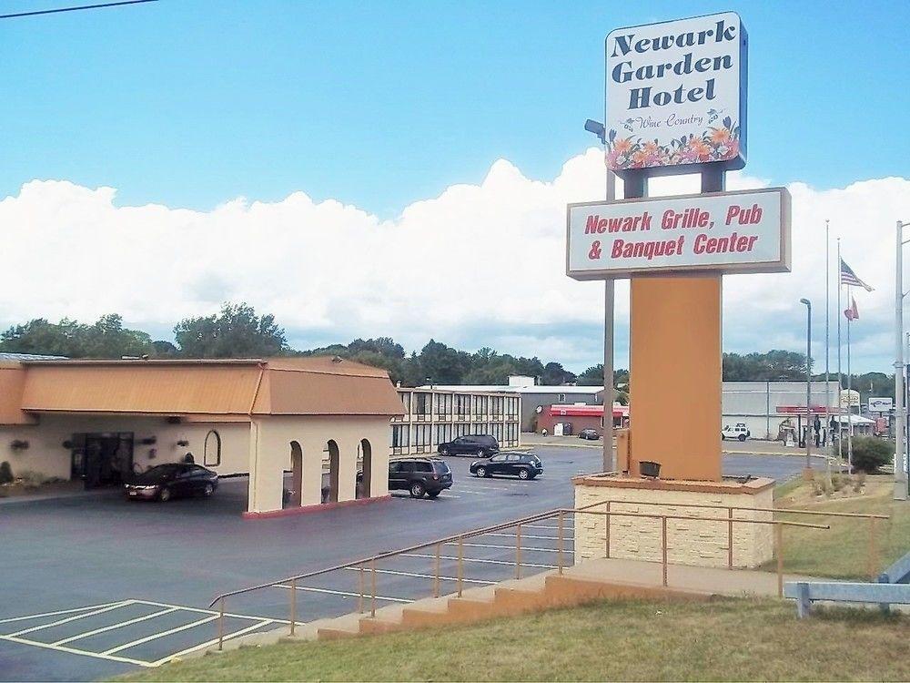 Newark Garden Finger Lakes Hotel Extérieur photo
