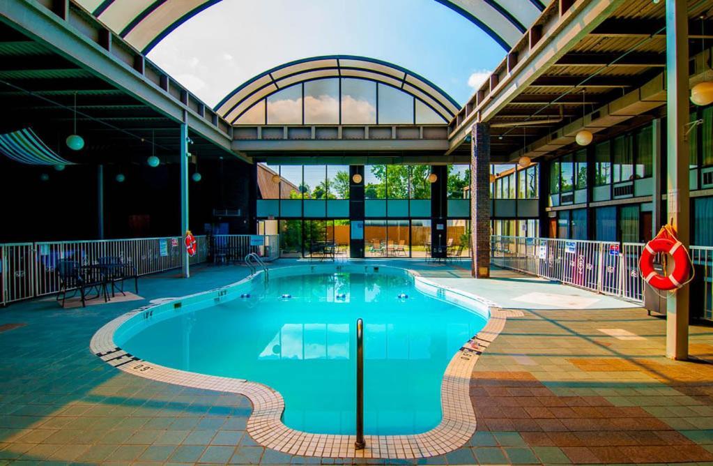 Newark Garden Finger Lakes Hotel Extérieur photo
